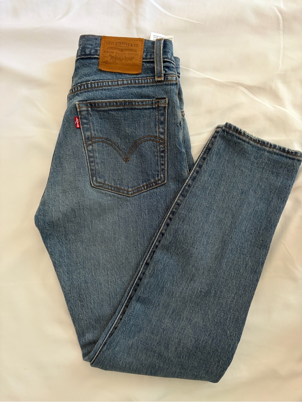 Levi’s Women’s Wedgie Straight Jeans